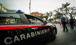 cane morto Napoli cantina